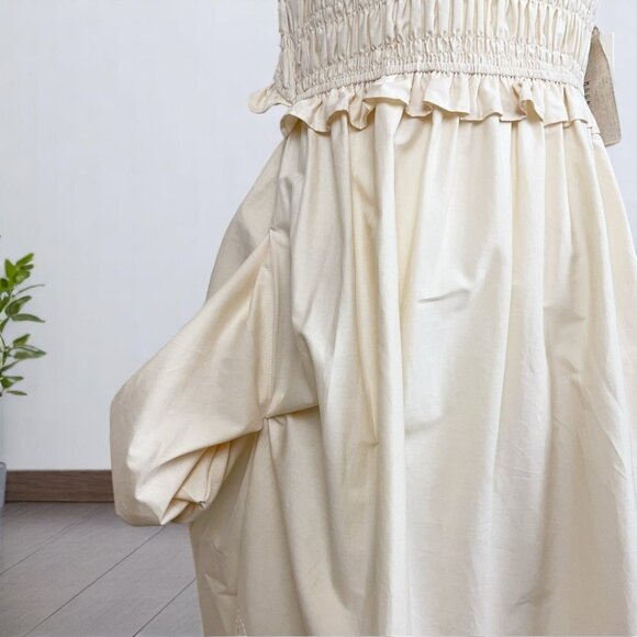NWT Moon River Ruffled Smocked Eyelet Midi Dress in Cream - Picture 3 of 10